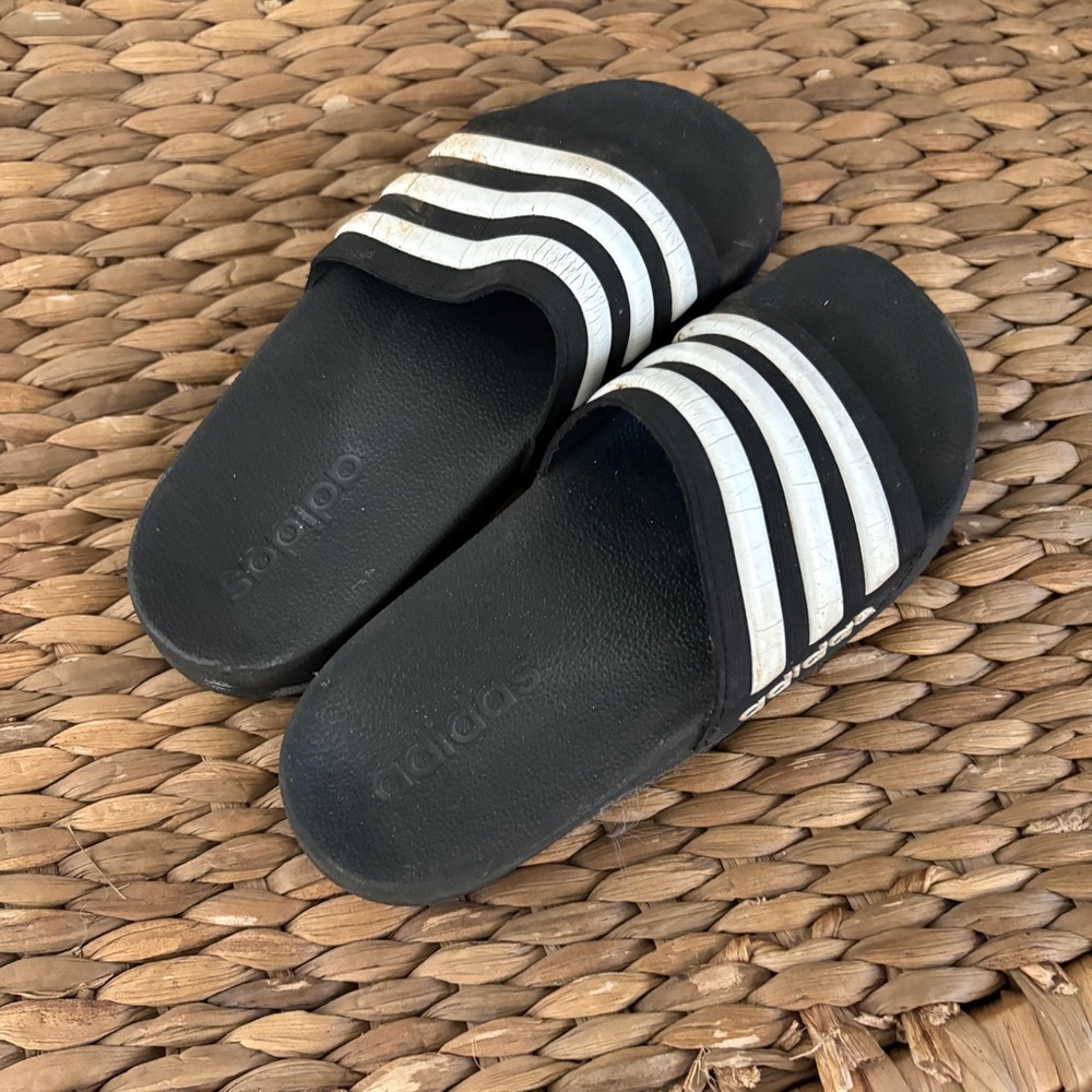 Adidas Slides (13c)